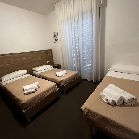 Hotel Trieste Riccione Zewnętrze zdjęcie