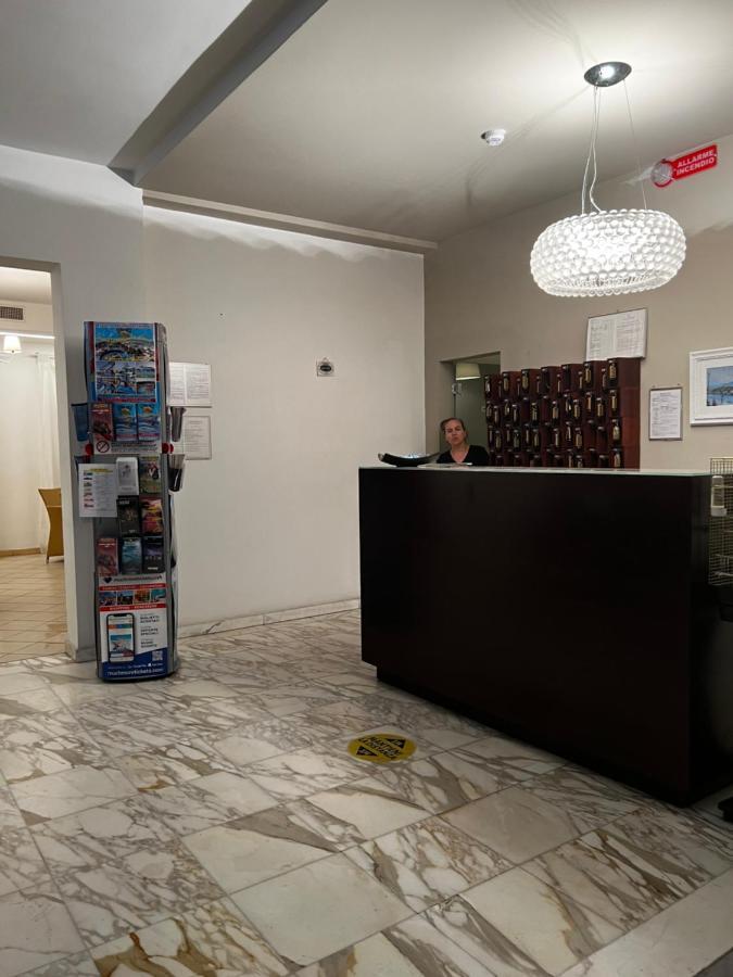 Hotel Trieste Riccione Zewnętrze zdjęcie