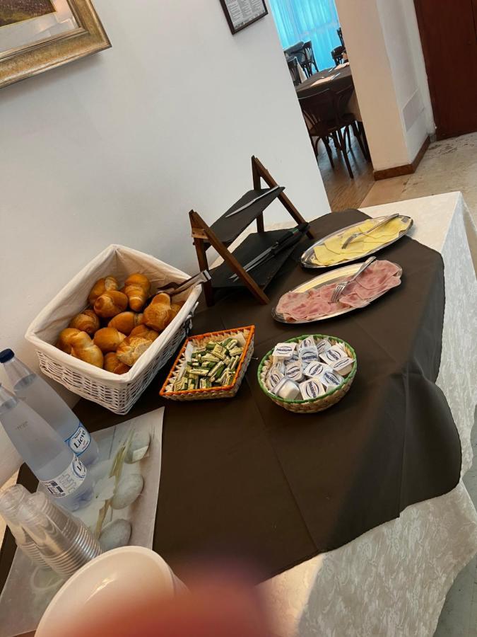 Hotel Trieste Riccione Zewnętrze zdjęcie