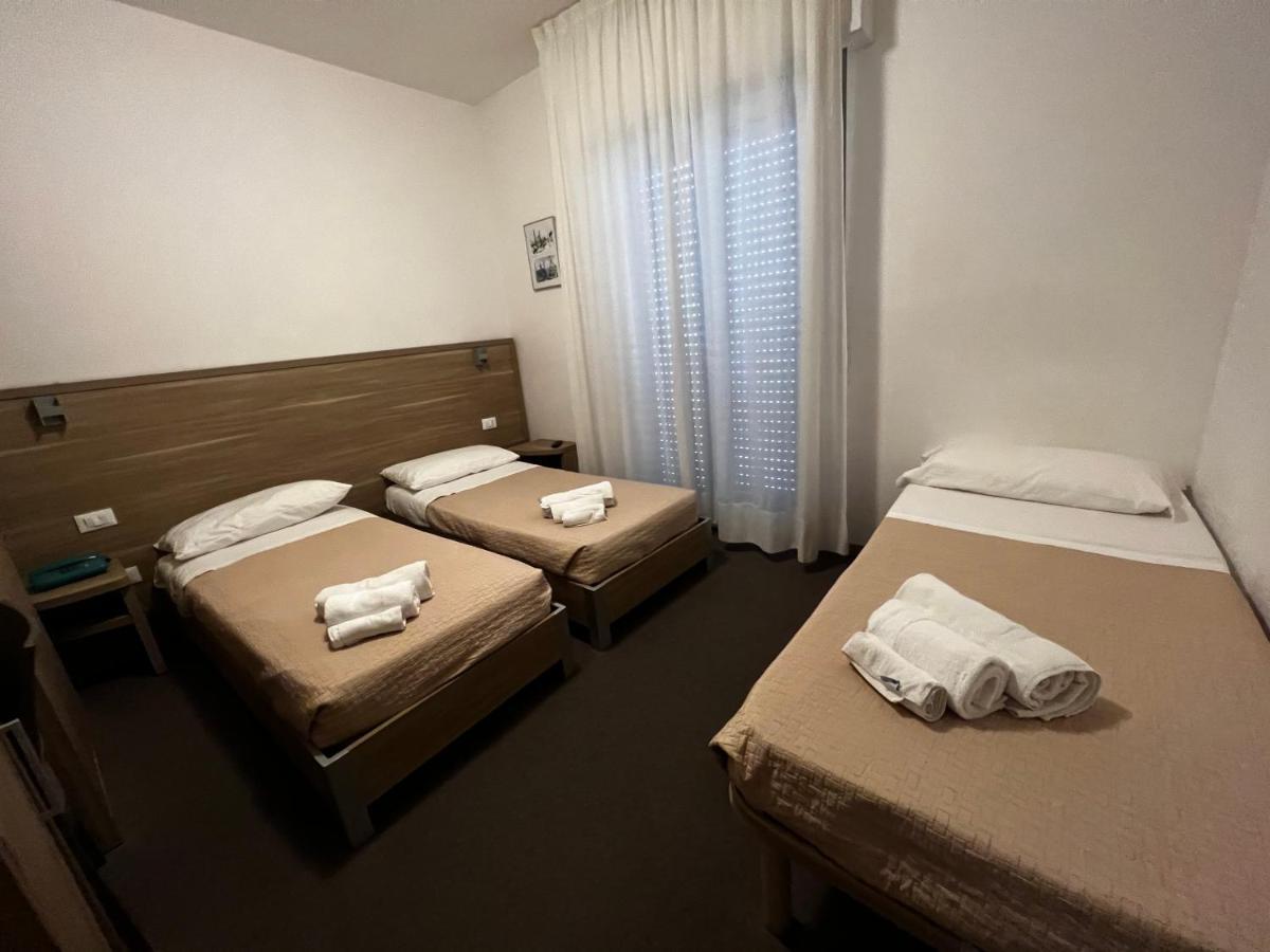 Hotel Trieste Riccione Zewnętrze zdjęcie
