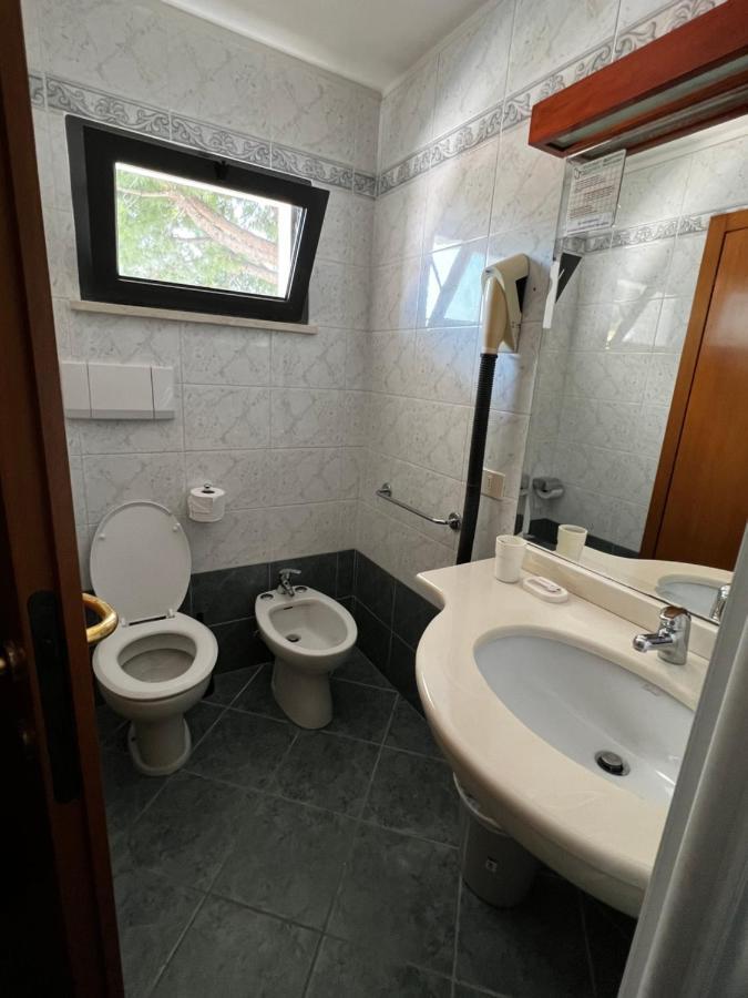 Hotel Trieste Riccione Zewnętrze zdjęcie